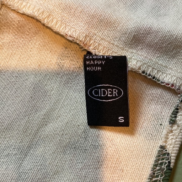 Cute Cider strawberry size small corset top - Picture 4 of 4